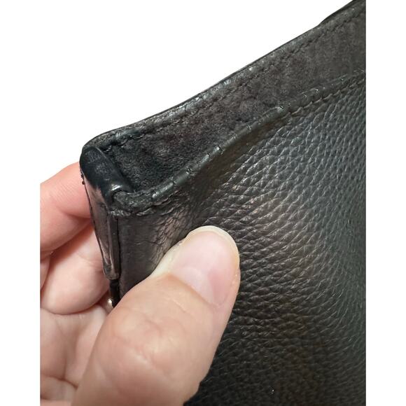 Auth. Burberry Remington Black Grainy Calfskin Leather Tote Bag Large - Picture 15 of 16